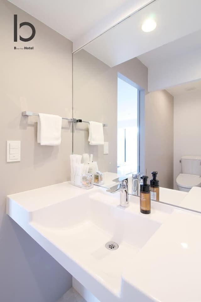 Bhotel Heiwaodori 1001 - Brand New Apt Famous Hiroshima Dori 6P Exterior photo